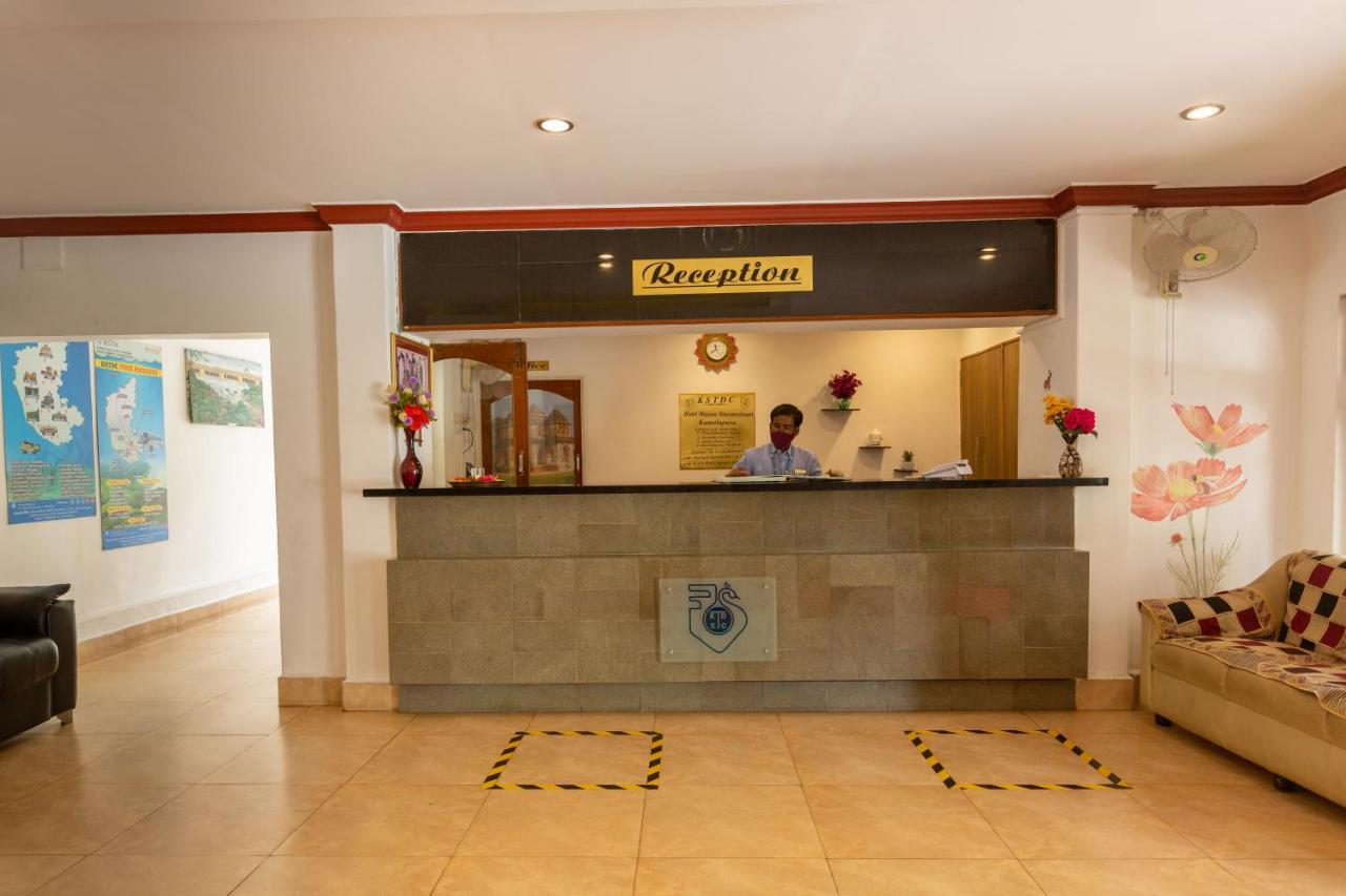Kstdc Hotel Mayura Bhuvaneshwari Kamalapur Hampi Exterior foto