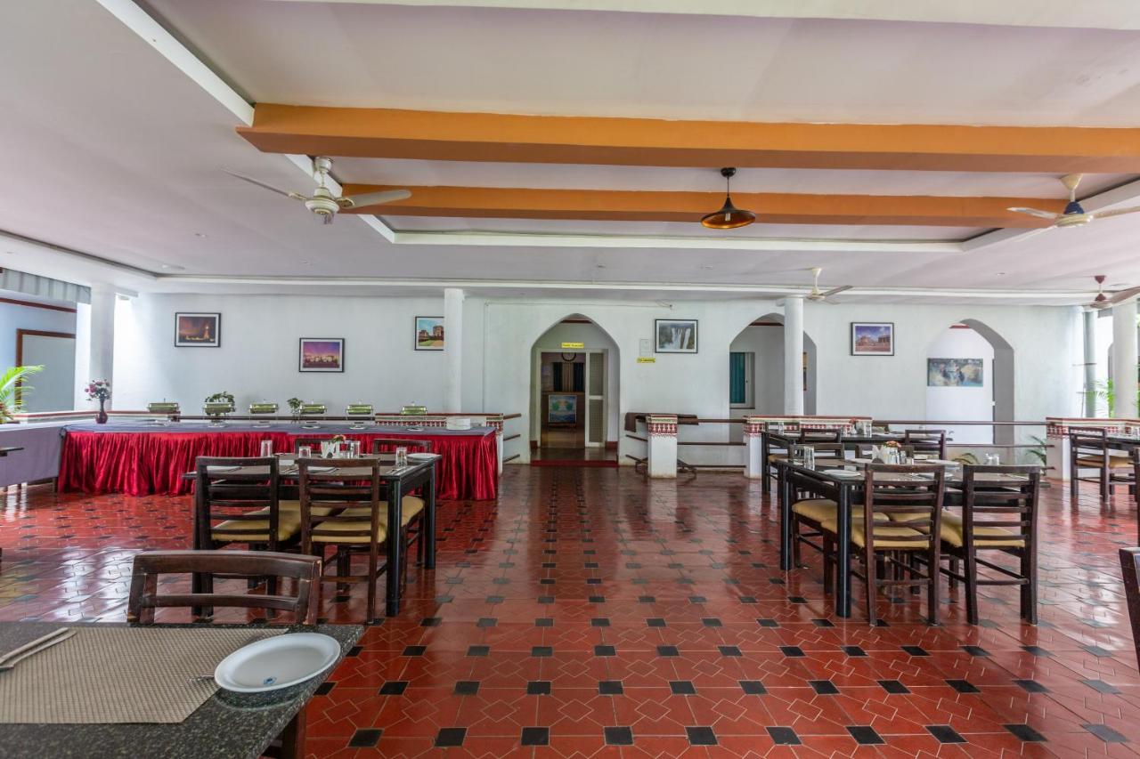 Kstdc Hotel Mayura Bhuvaneshwari Kamalapur Hampi Exterior foto