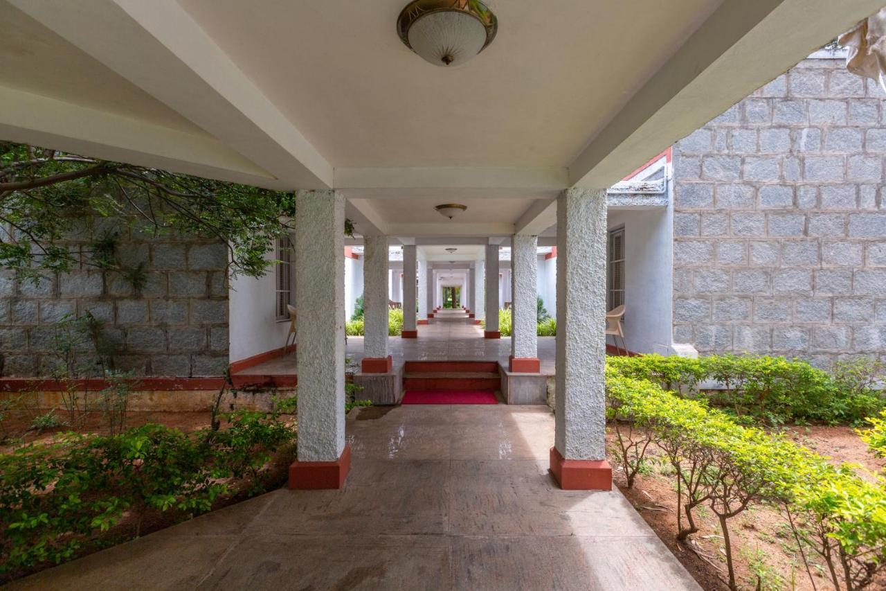 Kstdc Hotel Mayura Bhuvaneshwari Kamalapur Hampi Exterior foto